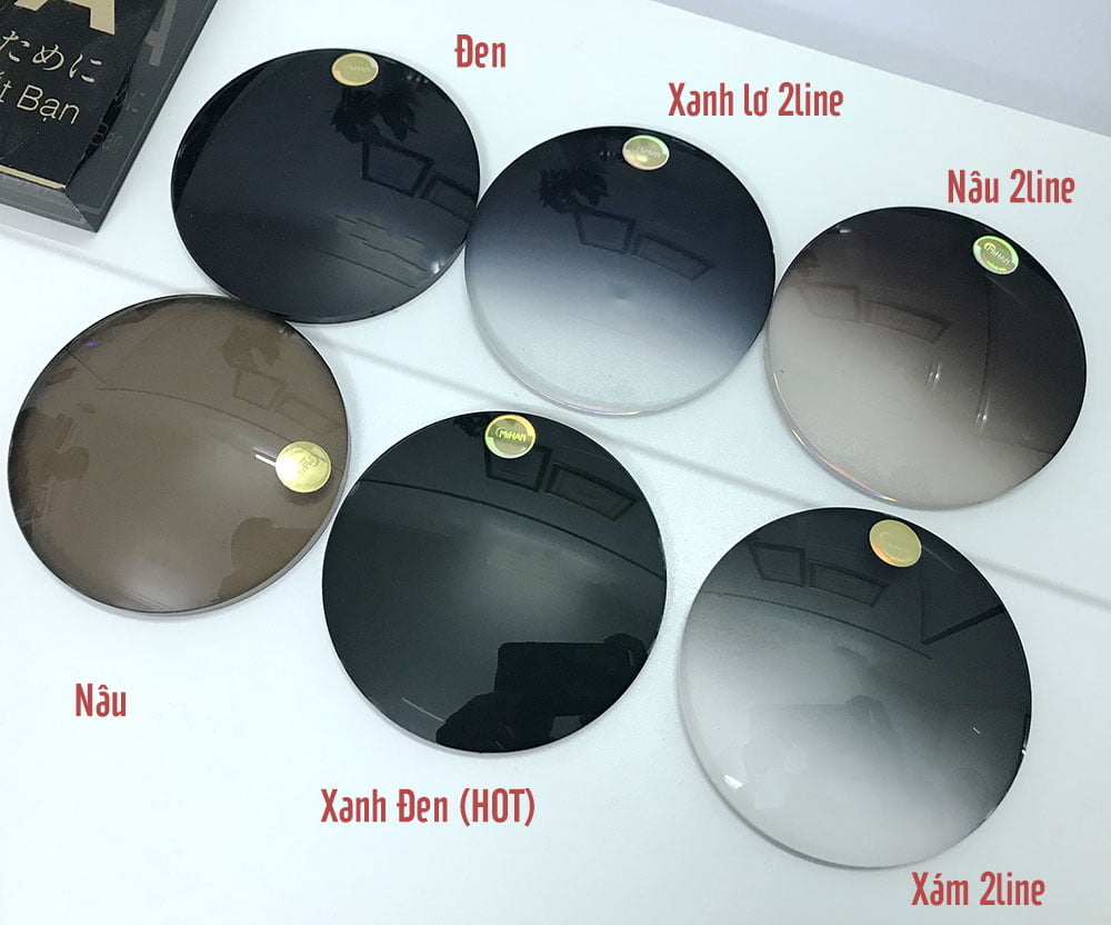 Mắt kính cận râm